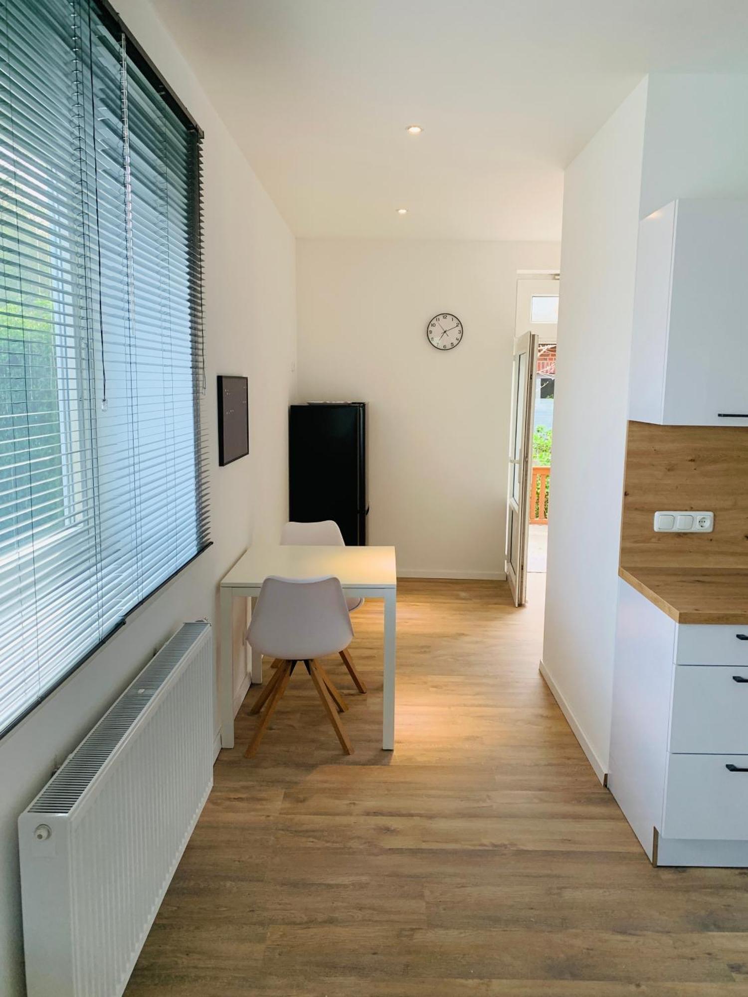 LIVING Kernsanierte Ferienwohnungen - Gemütlich - Netflix - Voll ausgestattet Brunsbuttel Zimmer foto